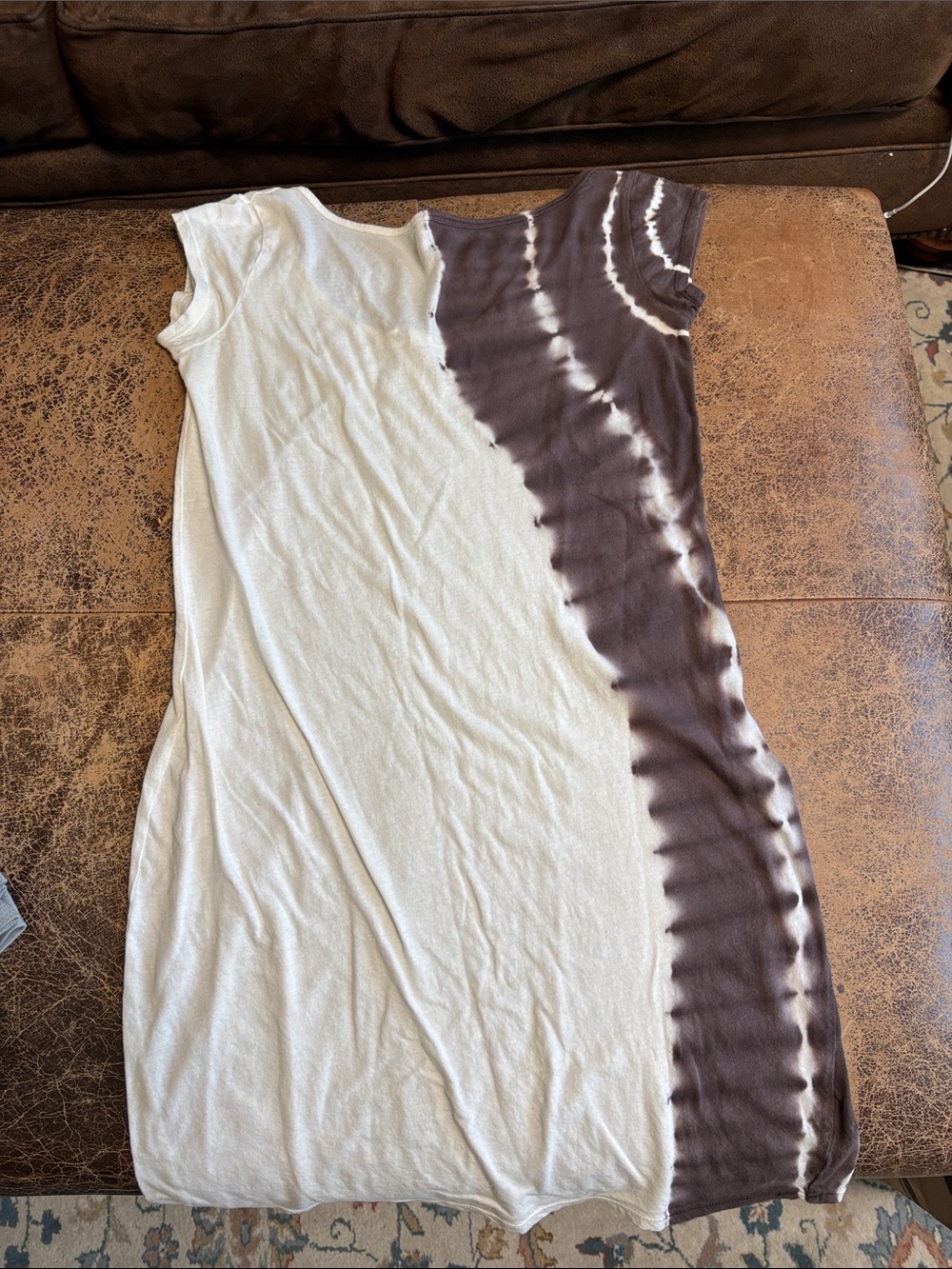 Casual Two-Tone Maxi Dress in Cream & Brown Tie-Dye